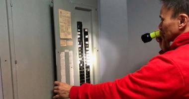 Blog post How to Turn Off Your Home's Main Circuit Breaker